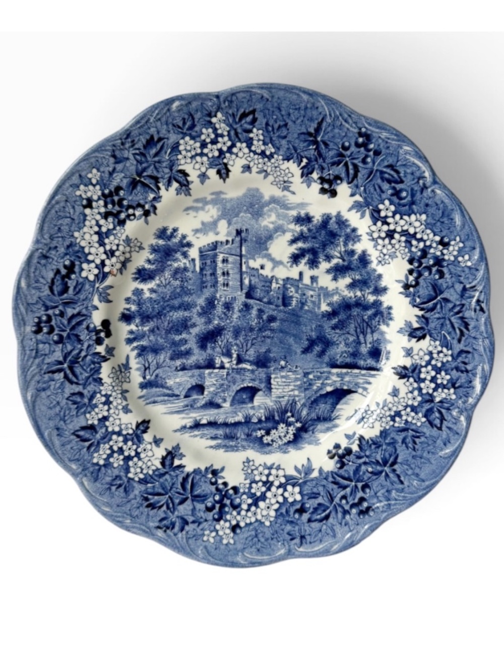 J & G Meakin Romantic England Haddon Hall Derbyshire Transferware Blue Plate 10”